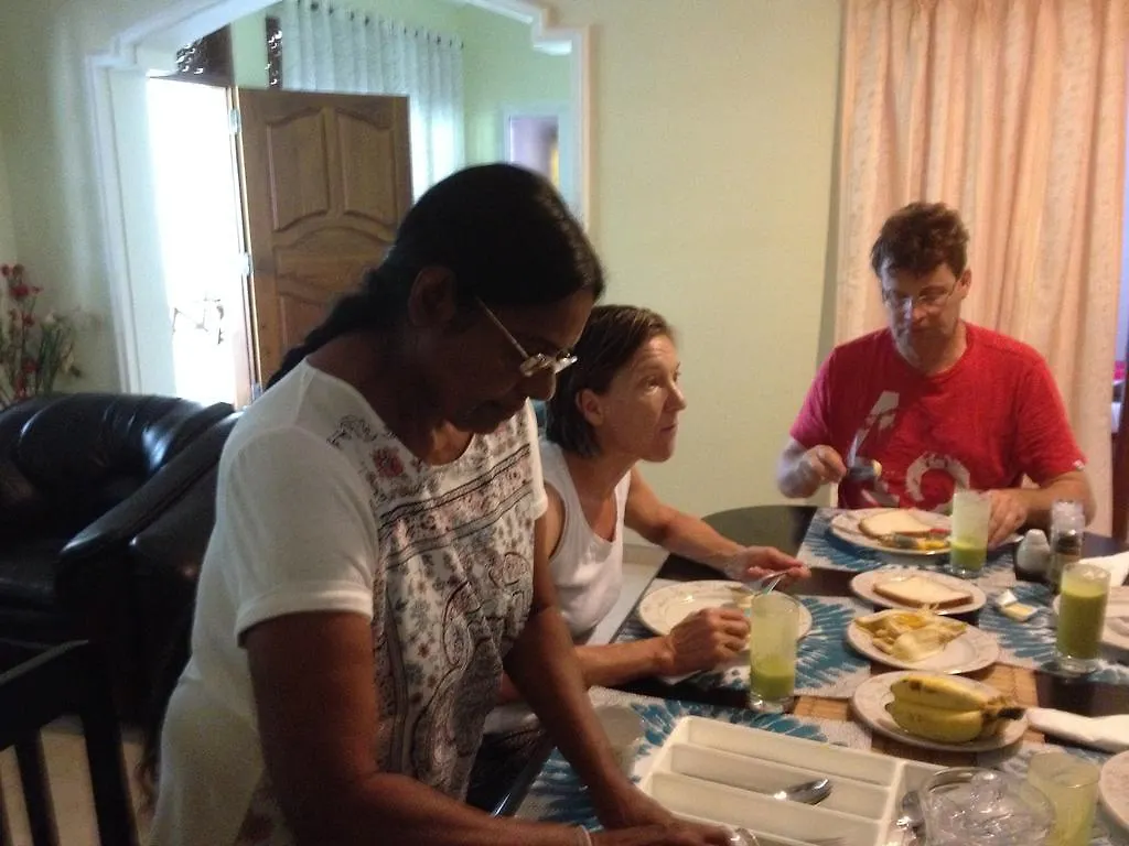 Birds Hill Homestay Kandy